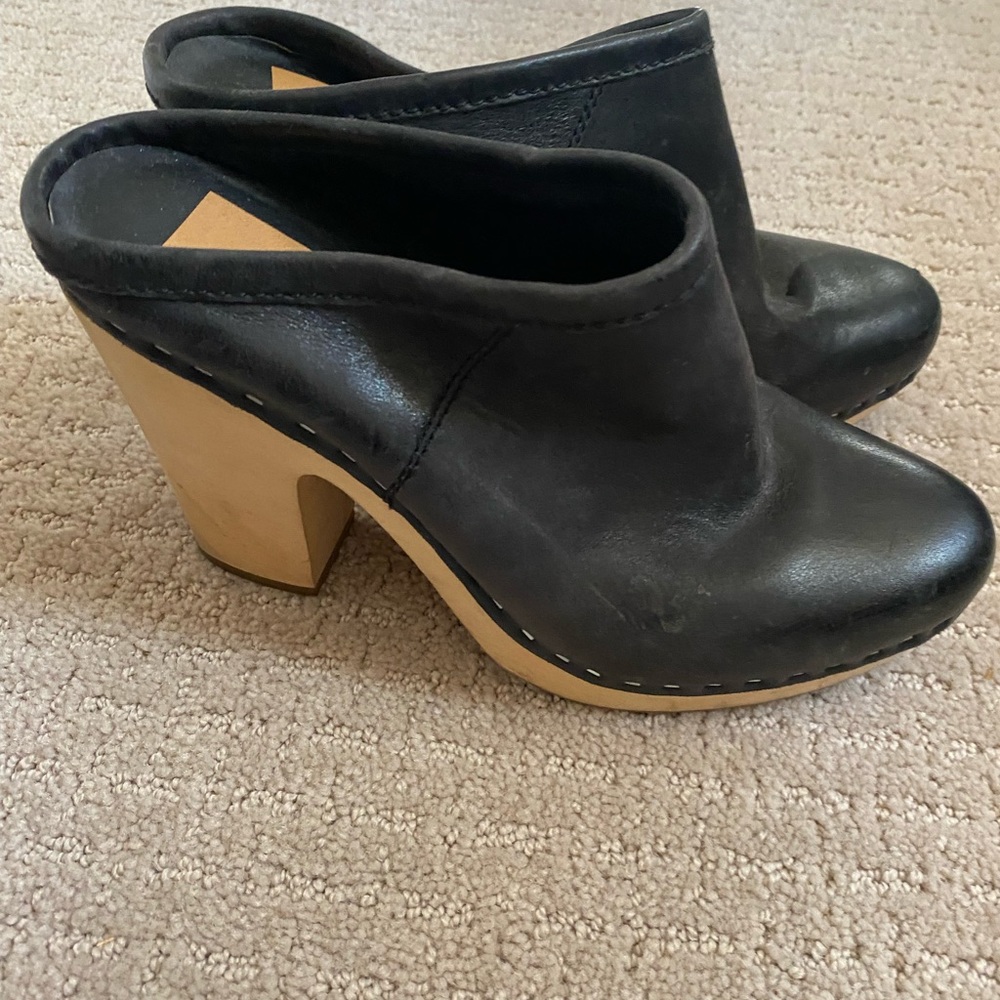 Dolce Vita black leather clogs